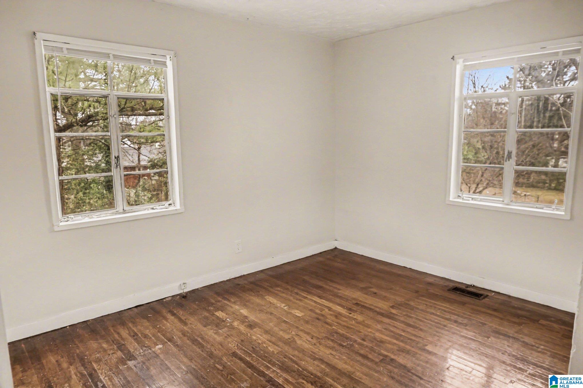 1520 17th Way Southwest Birmingham, AL 35211 - Photo 6 of 15