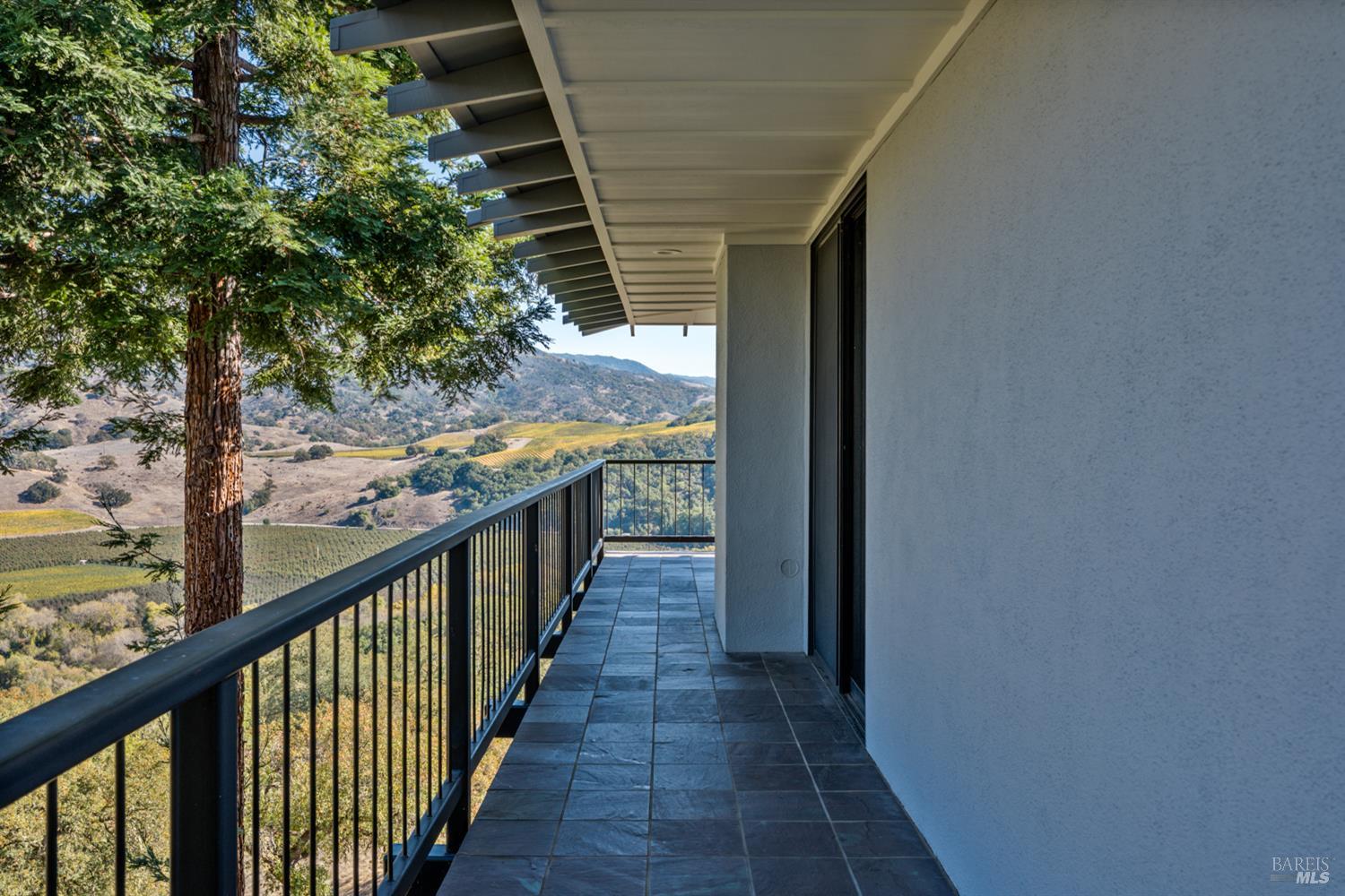 241 Henry Station Road Ukiah, CA 95482 - Photo 29 of 76