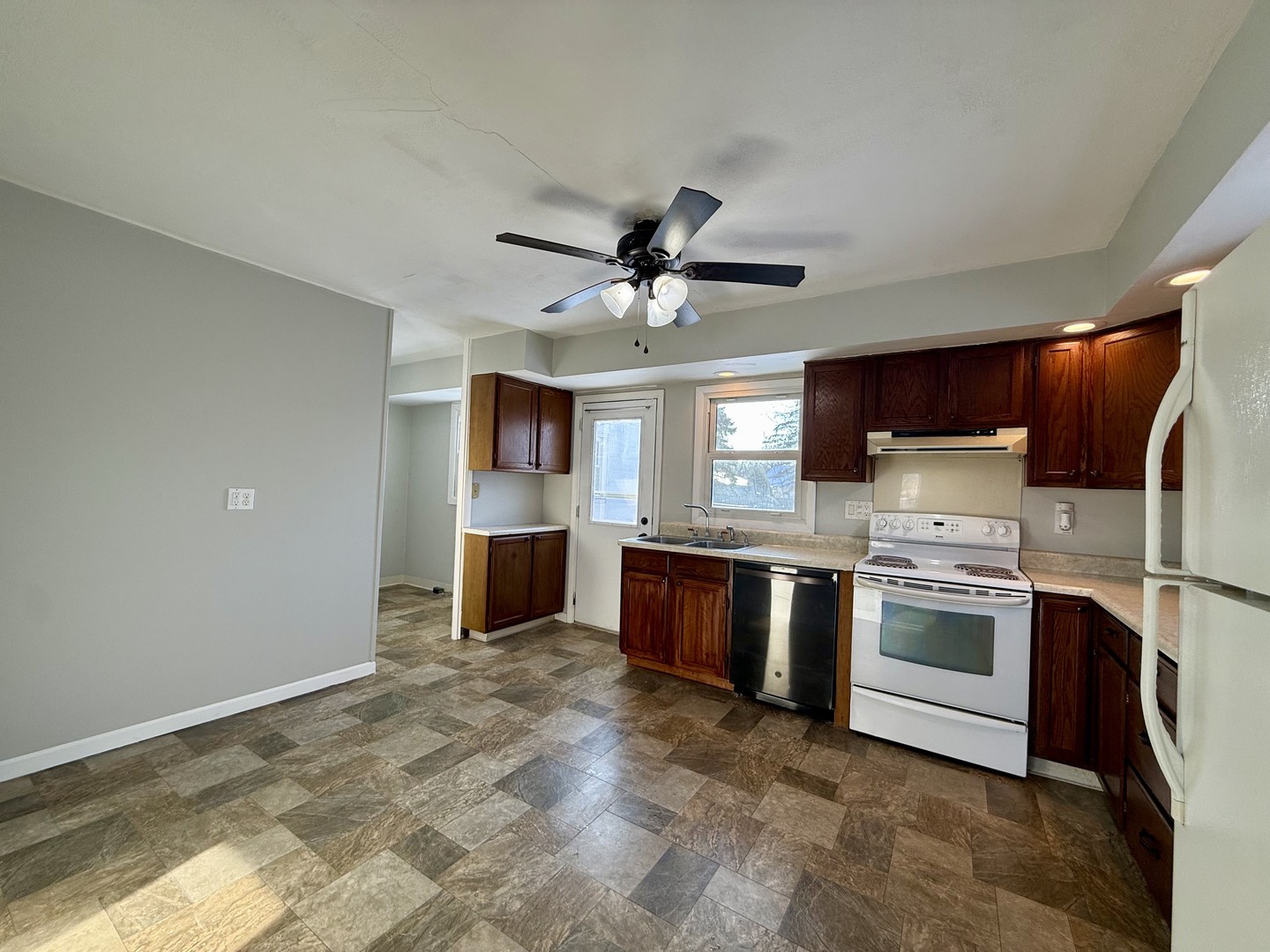 1128 Klein Avenue Rantoul, IL 61866 - Photo 5 of 13