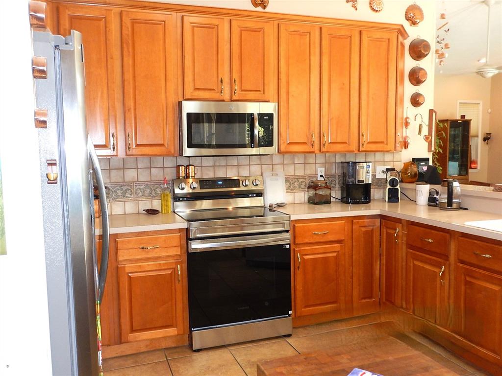 8315 Lilly Lake Road Melrose, FL 32666 - Photo 7 of 46