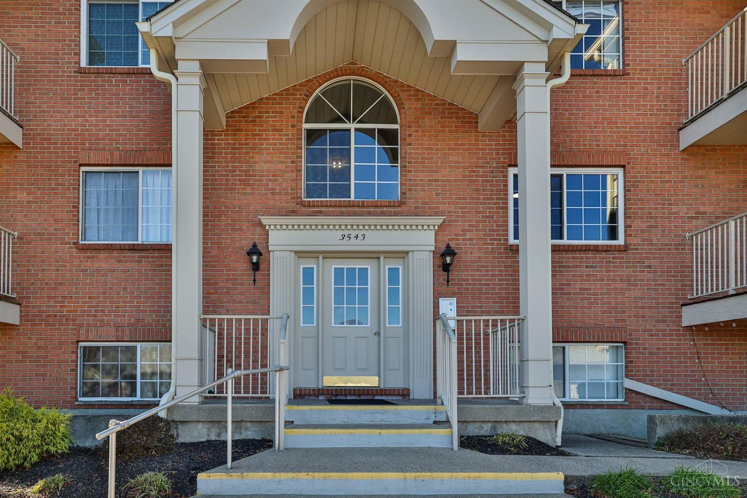 3543 Jessup Road, Unit 2D Cincinnati, OH 45239 - Photo 2 of 19