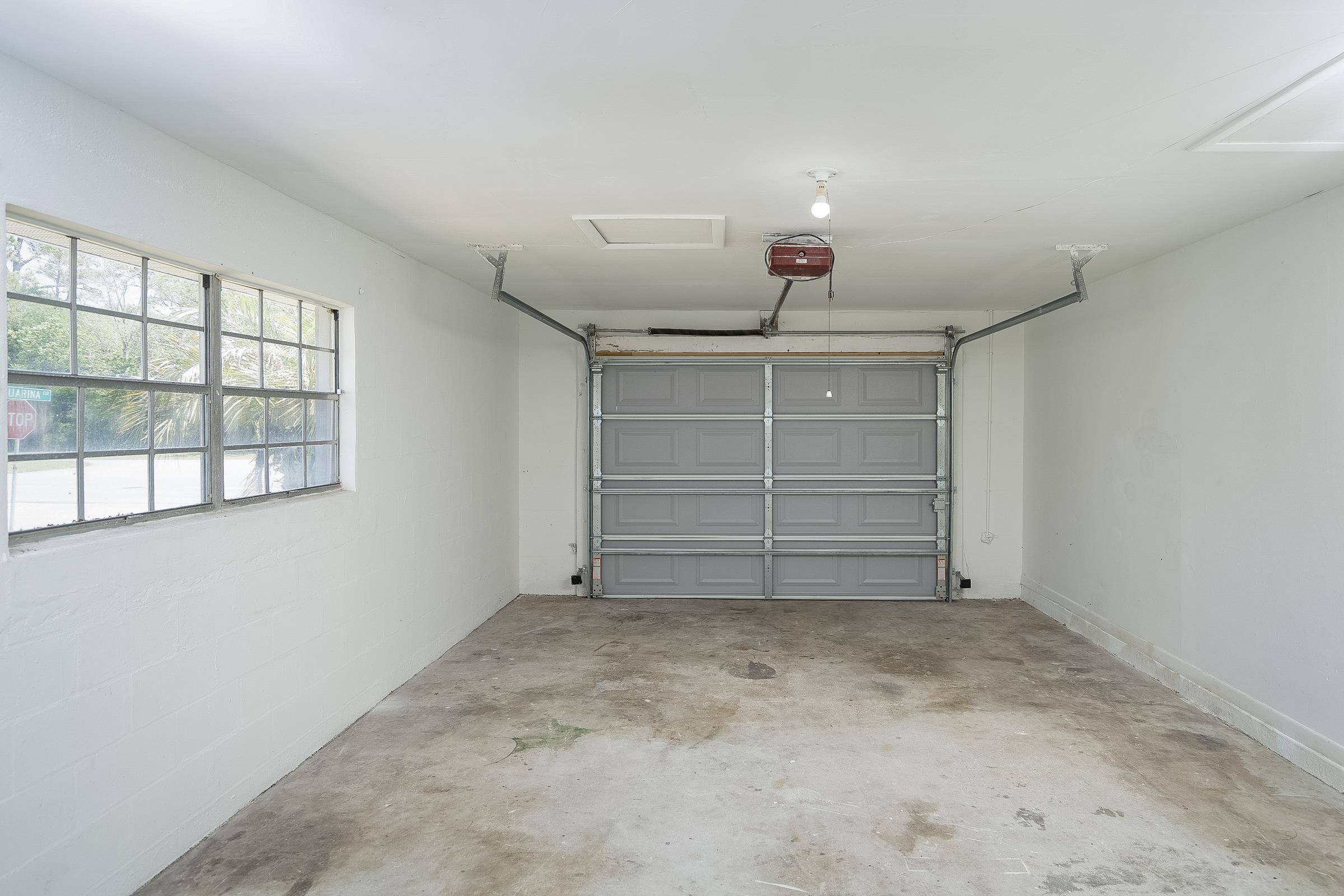 354 Shores Boulevard St. Augustine, FL 32086 - Photo 29 of 34 a view of an empty room with a window