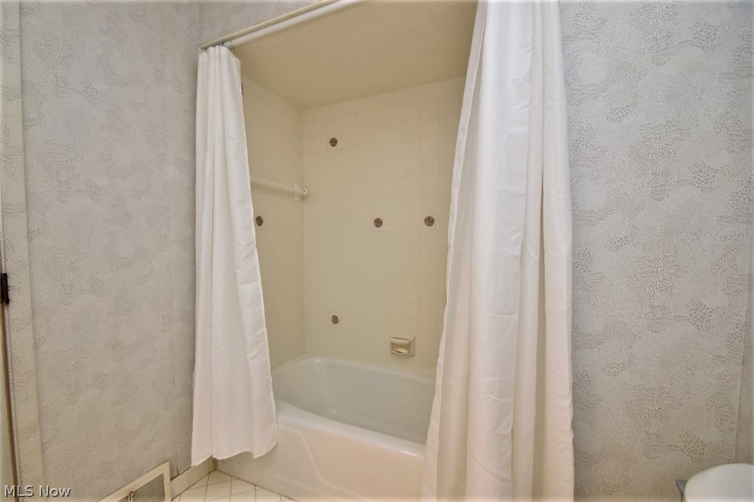 2747 Belgrave Road Cleveland, OH 44124 - Photo 29 of 35 Gallery Image 29