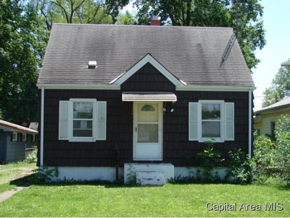 2304 E Keys Springfield, IL 62702 - Photo 1 of 12