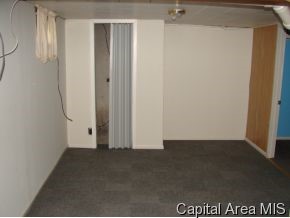 2304 E Keys Springfield, IL 62702 - Photo 8 of 12