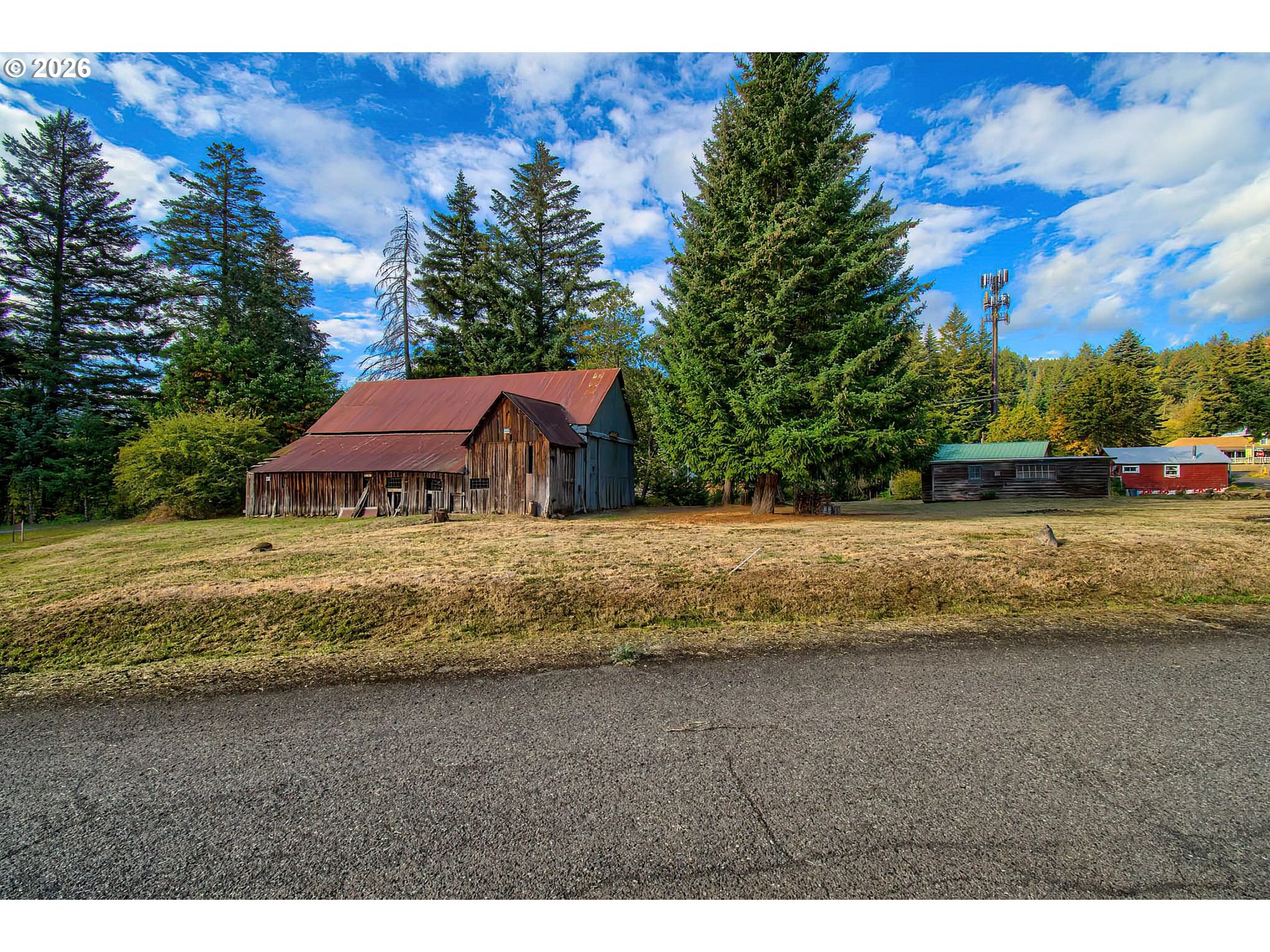 52 Fredrickson Avenue Carson, WA 98610 - Photo 2 of 18