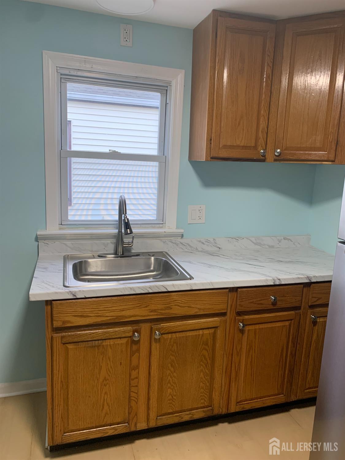 47 Holly Street, Unit 2 Carteret, NJ 07008 - Photo 9 of 27
