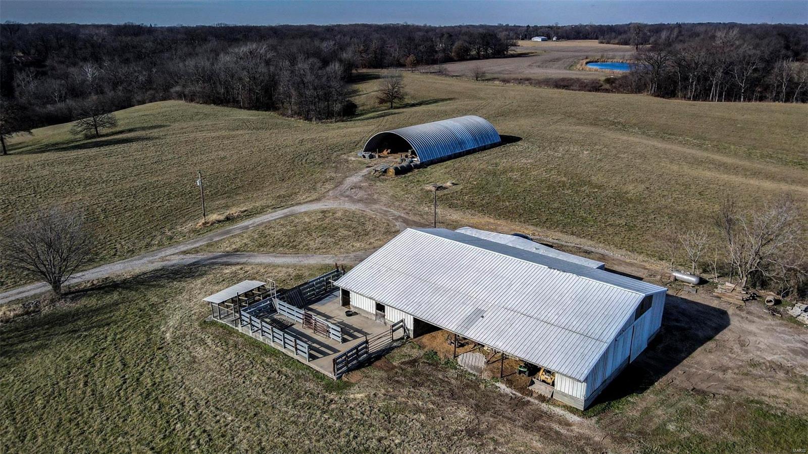 58 West County Line Road Brighton, IL 62012 - Photo 11 of 42