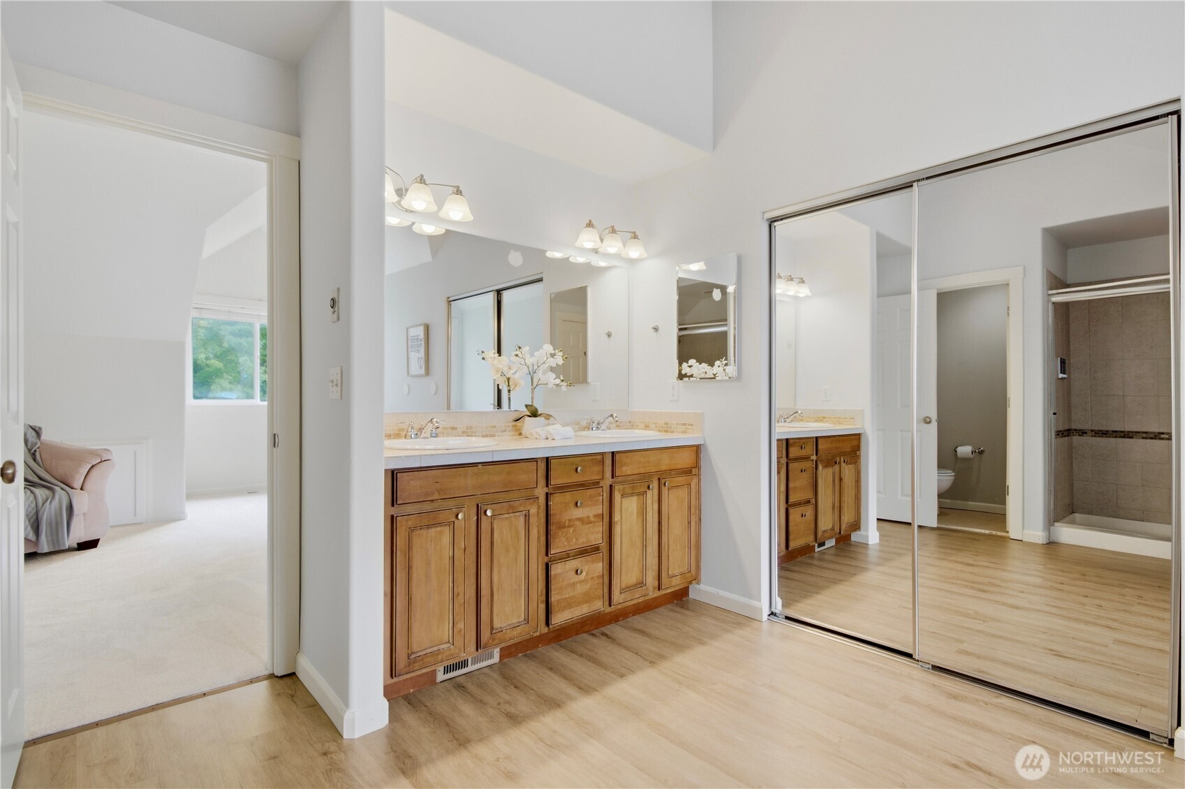 15410 Waynita Way Northeast Bothell, WA 98011 - Photo 25 of 39