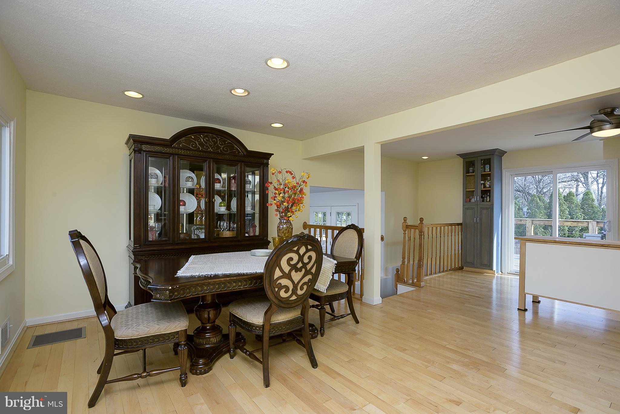 243 Ullman Road Pasadena, MD 21122 - Photo 5 of 30 Dining Room