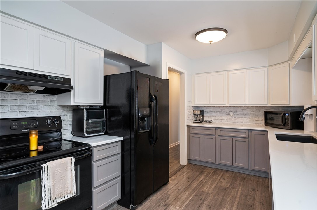 129 McGuire Road Greece, NY 14616 - Photo 8 of 20