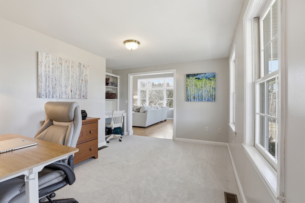 24 Dow Street Pepperell, MA 01463 - Photo 25 of 42