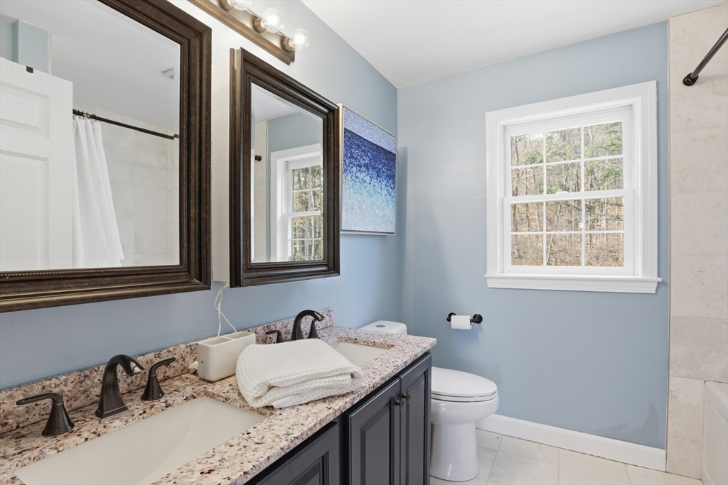 24 Dow Street Pepperell, MA 01463 - Photo 30 of 42