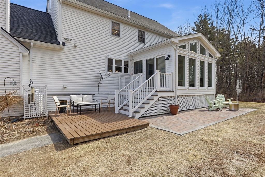 24 Dow Street Pepperell, MA 01463 - Photo 41 of 42