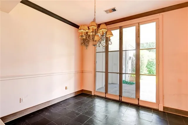 $765,000 | 72 Chateau Magdelaine Drive, Kenner, LA 70065