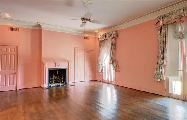 $765,000 | 72 Chateau Magdelaine Drive, Kenner, LA 70065