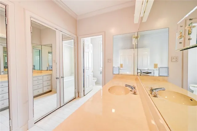 $765,000 | 72 Chateau Magdelaine Drive, Kenner, LA 70065