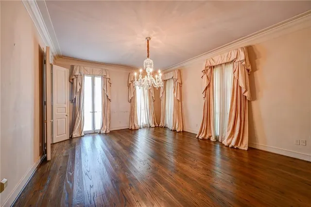 $765,000 | 72 Chateau Magdelaine Drive, Kenner, LA 70065