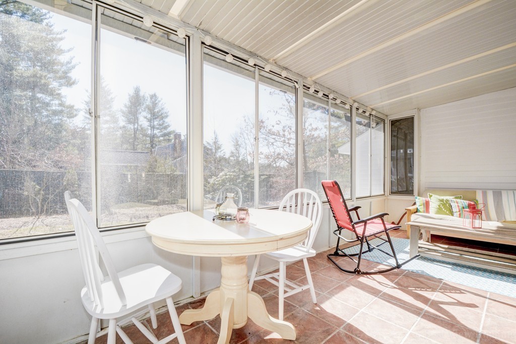 409 Still River Road Bolton, MA 01740 - Photo 9 of 20 Gallery Image 9