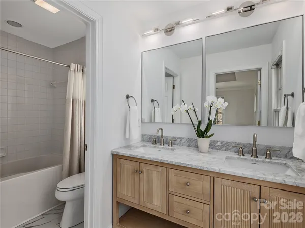 $760,000 | 131 White Ash Drive East, Asheville, NC 28803