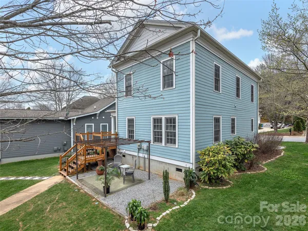 $760,000 | 131 White Ash Drive East, Asheville, NC 28803