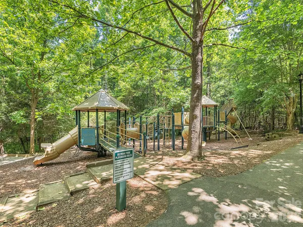 $760,000 | 131 White Ash Drive East, Asheville, NC 28803