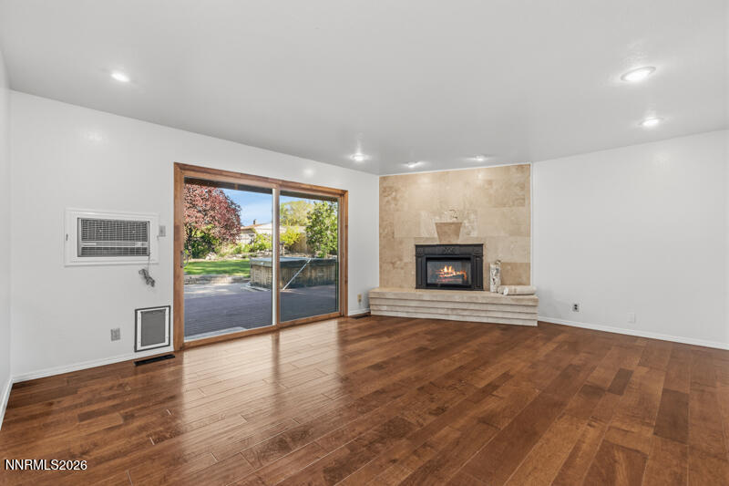 12255 Stoneybrook Drive Reno, NV 89511 - Photo 13 of 36 12255 Stoney Brook Drive (11 of 34)