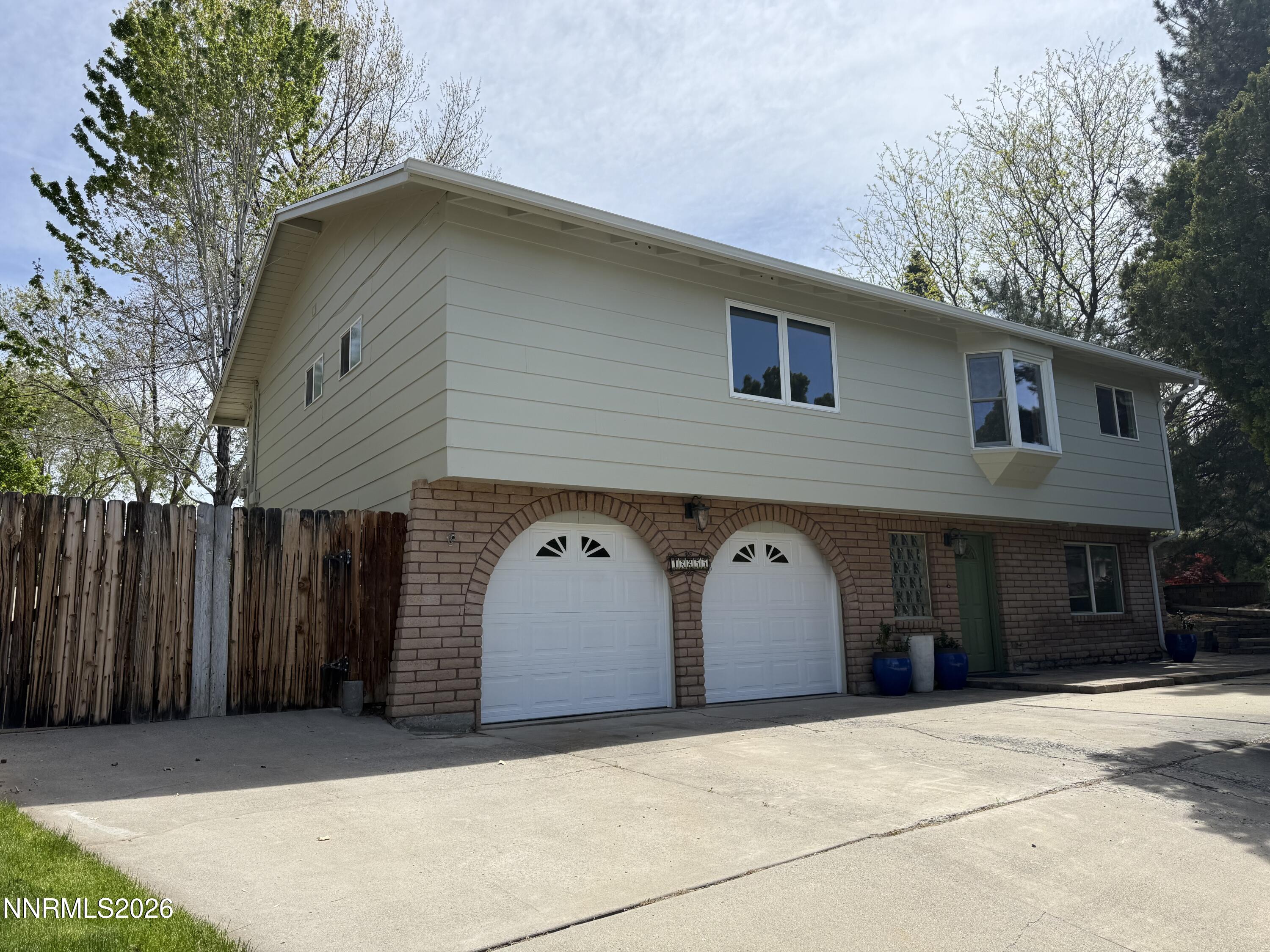 12255 Stoneybrook Drive Reno, NV 89511 - Photo 2 of 36 IMG_5810