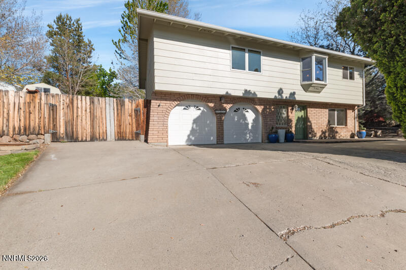 12255 Stoneybrook Drive Reno, NV 89511 - Photo 5 of 36 12255 Stoney Brook Drive (2 of 34)