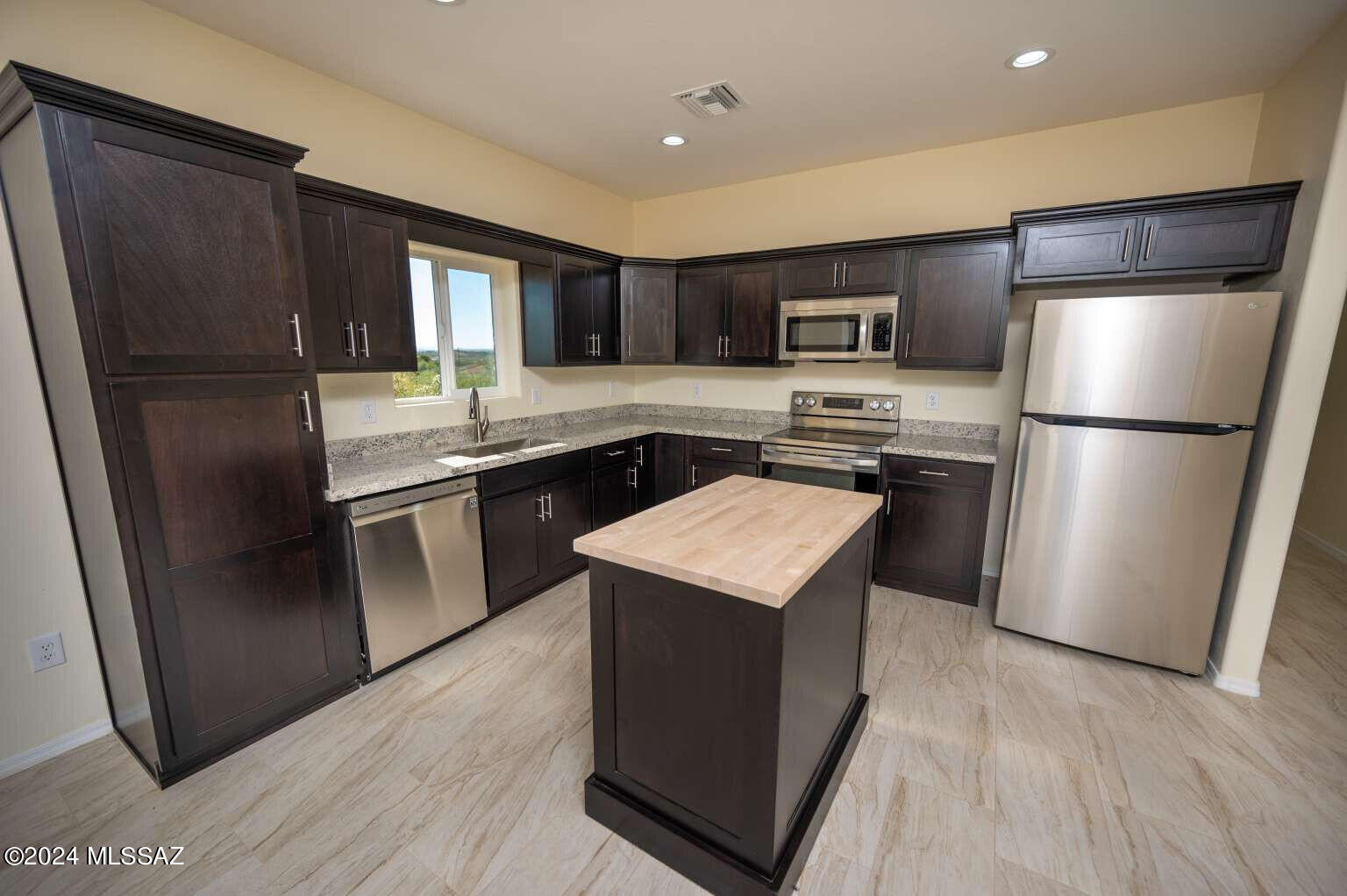 1780 Bogota Corte Rio Rico, AZ 85648 - Photo 10 of 43