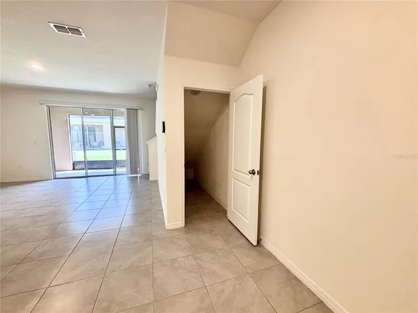 $2,000 | 1232 Yellow Finch Drive, Davenport, FL 33837