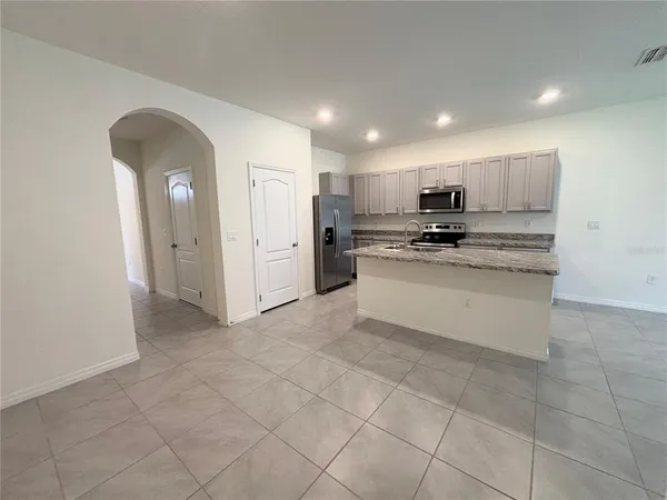 $2,000 | 1232 Yellow Finch Drive, Davenport, FL 33837