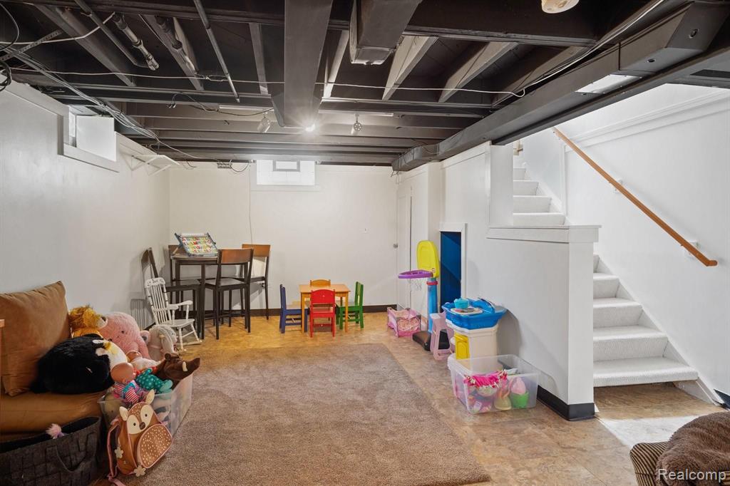 2057 Manchester Road Birmingham, MI 48009 - Photo 35 of 45