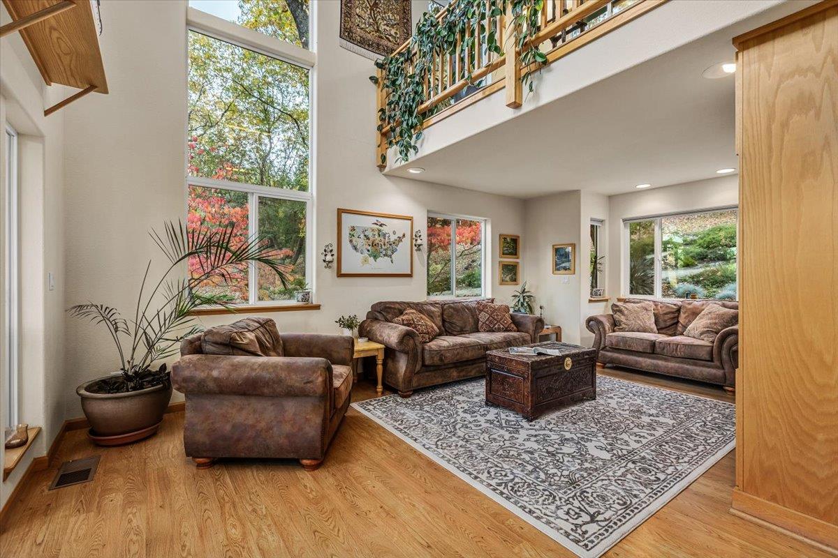 14446 Perimeter Road Grass Valley, CA 95949 - Photo 6 of 71 Gallery Image 6