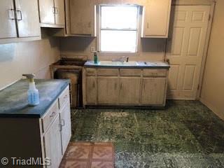 507 Steele Street High Point, NC 27262 - Photo 10 of 16 Gallery Image 10