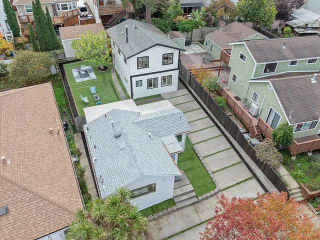 $998,000 | 339 Monterey Street, Brisbane, CA 94005