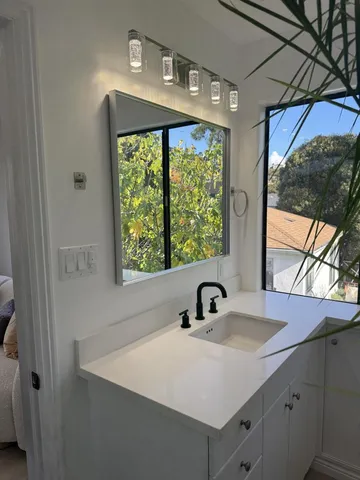 $998,000 | 339 Monterey Street, Brisbane, CA 94005