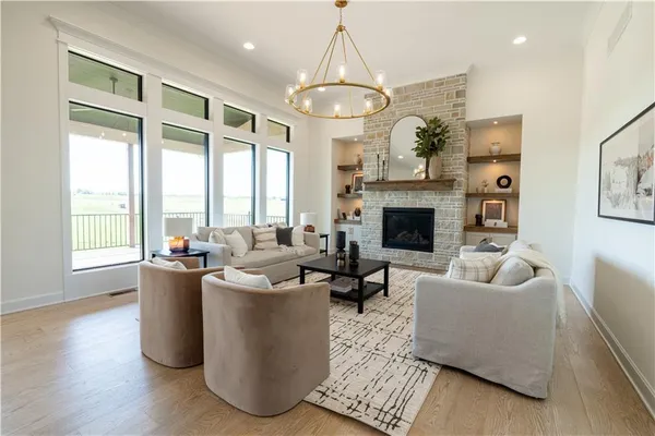 $1,399,000 | 18904 Bella Terra Road, Pleasant Hill, MO 64080