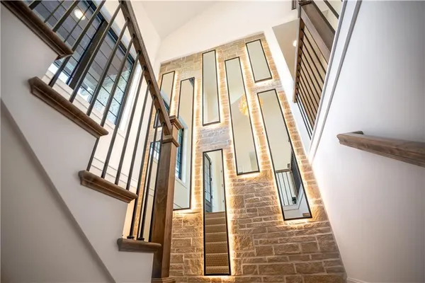 $1,399,000 | 18904 Bella Terra Road, Pleasant Hill, MO 64080