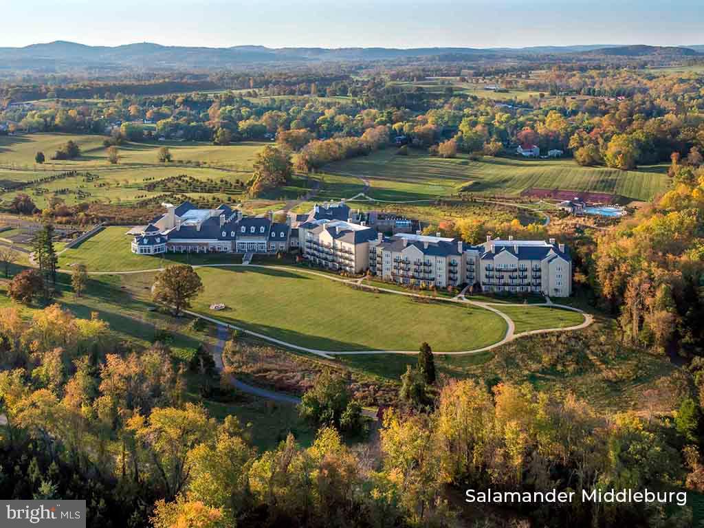 400 Martingale Ridge Drive Middleburg, VA 20117 - Photo 11 of 21 a view of a city with an ocean