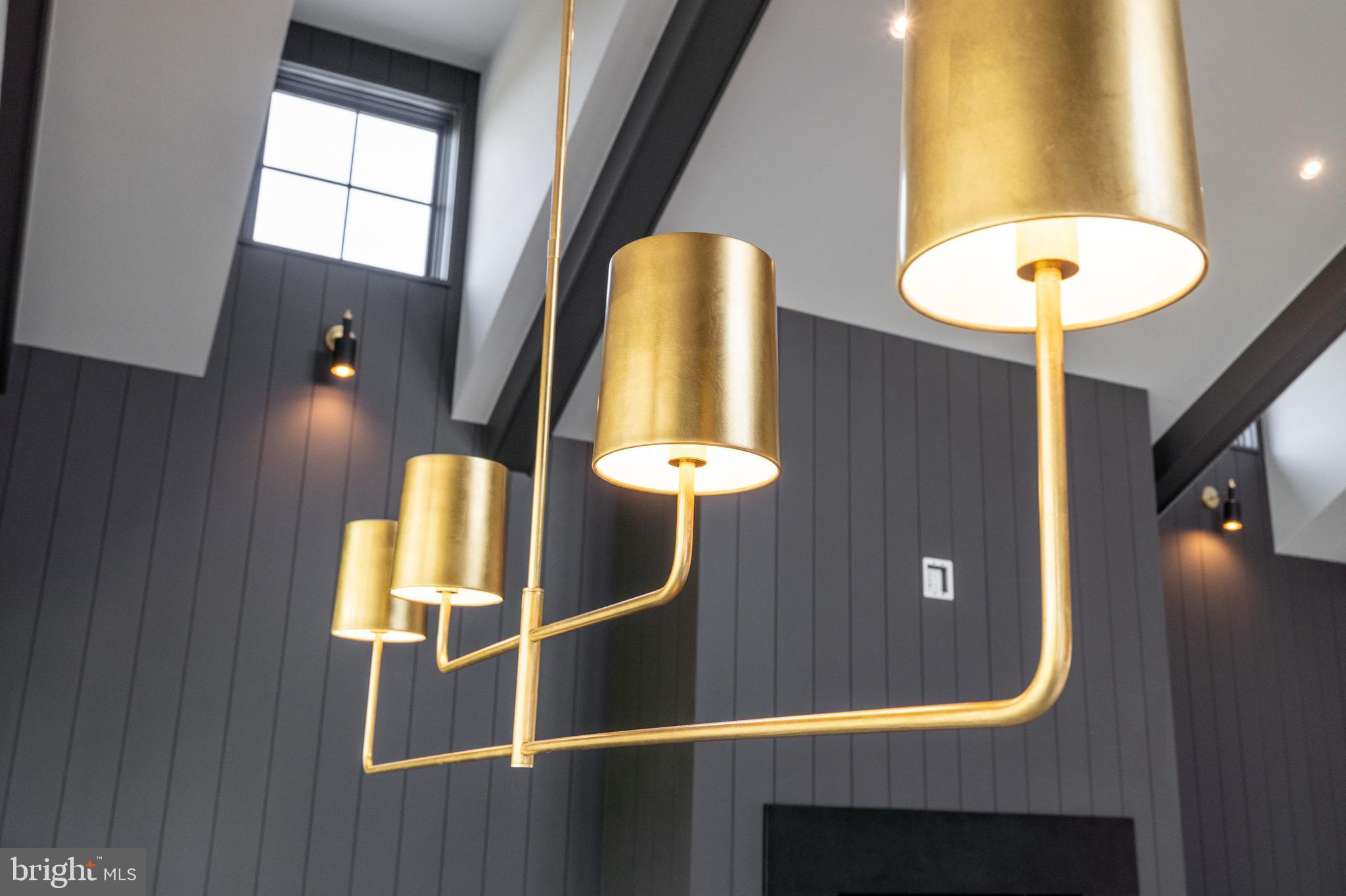 400 Martingale Ridge Drive Middleburg, VA 20117 - Photo 5 of 21 a bathroom with a mirror and a sink