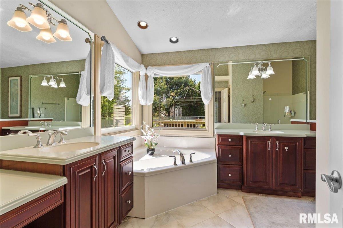 3500 Deer Run Drive Springfield, IL 62711 - Photo 20 of 38
