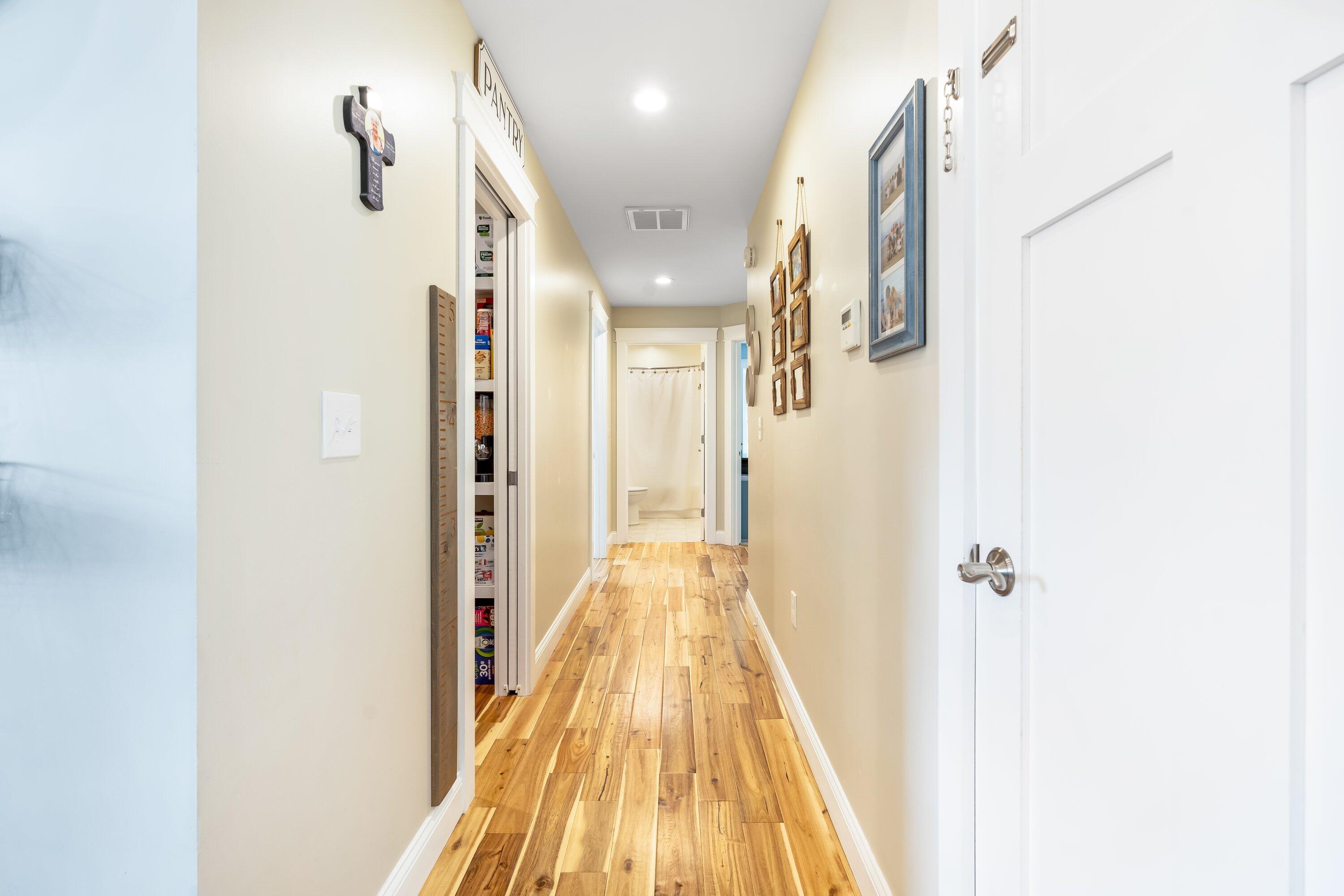 105 King Road Lisbon, ME 04250 - Photo 18 of 100 76-custom-105-king-rd