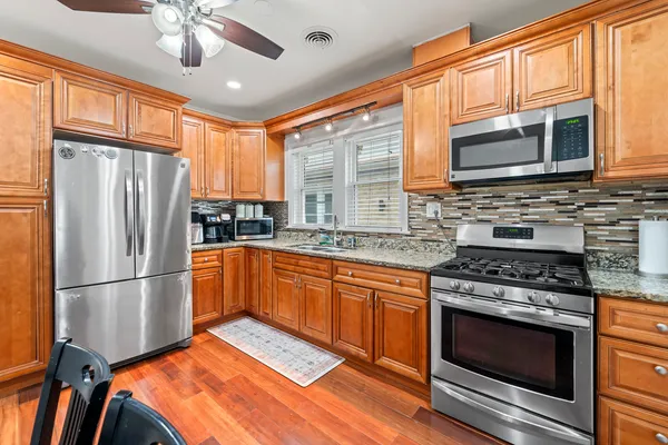 $569,900 | 6145 West Fletcher Street, Chicago, IL 60634