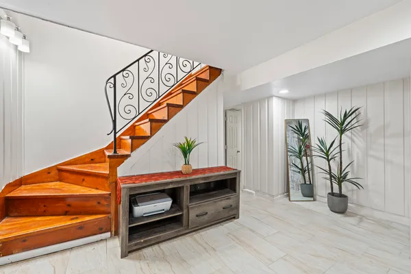$569,900 | 6145 West Fletcher Street, Chicago, IL 60634