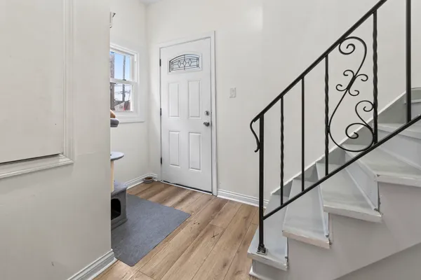 $569,900 | 6145 West Fletcher Street, Chicago, IL 60634