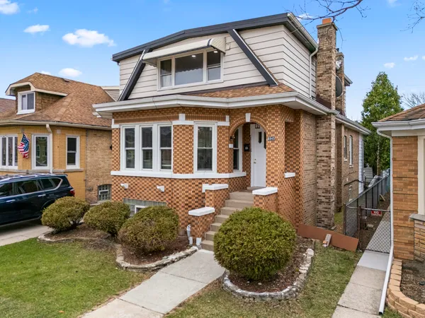 $569,900 | 6145 West Fletcher Street, Chicago, IL 60634