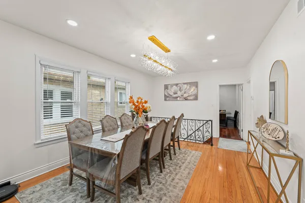 $569,900 | 6145 West Fletcher Street, Chicago, IL 60634