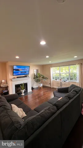 $365,000 | 6827 Larkspur Square, Frederick, MD 21703