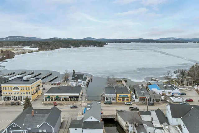 $149,900 | Christopher Court, Unit 18, Wolfeboro, NH 03894